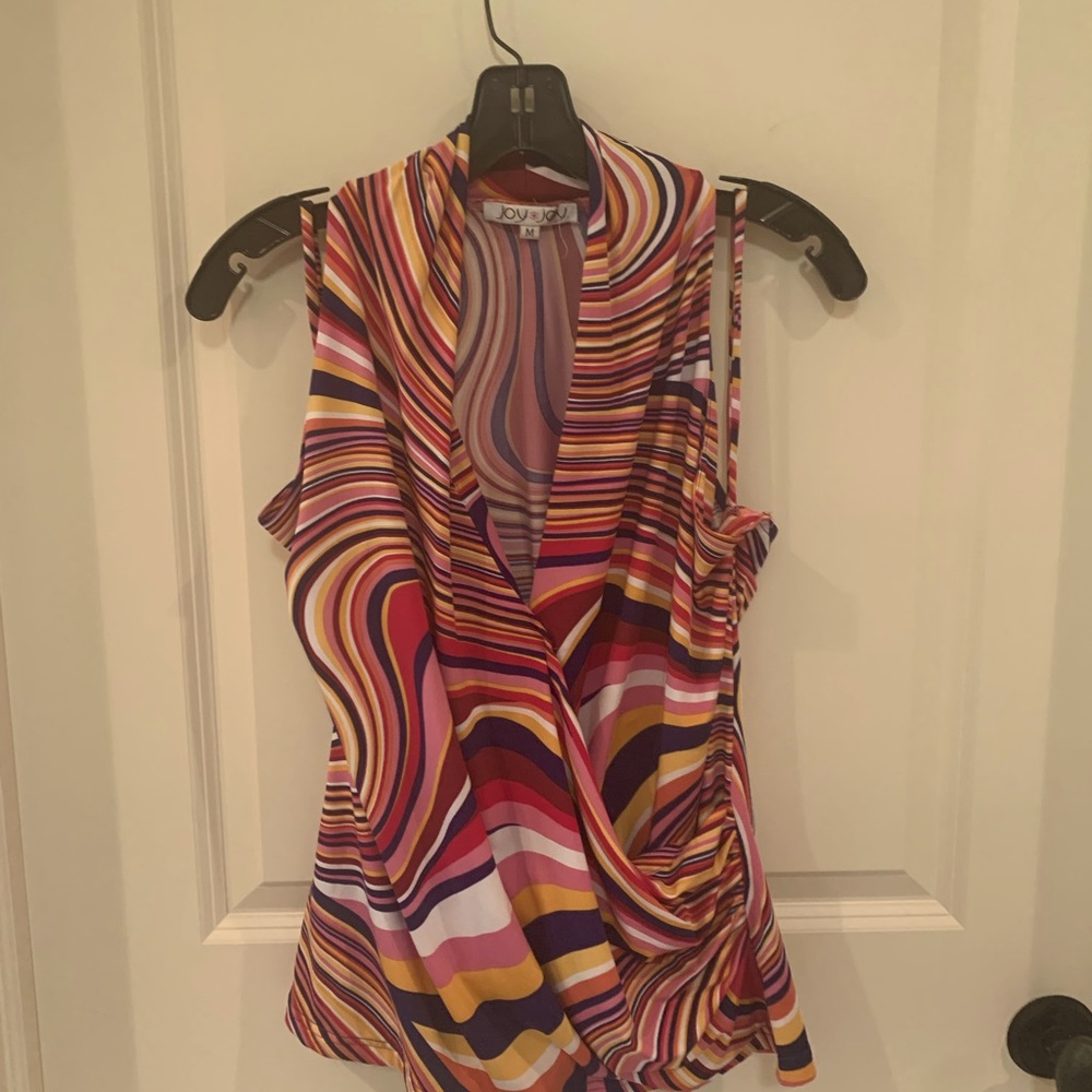 Cute warm-weather Top by Joy Joy